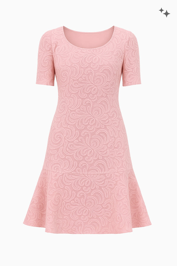 Bell-shaped lace dress