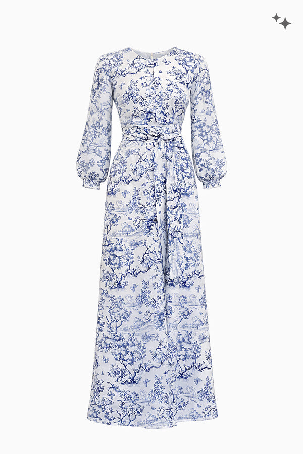 Langes Kleid aus bedruckter Seide