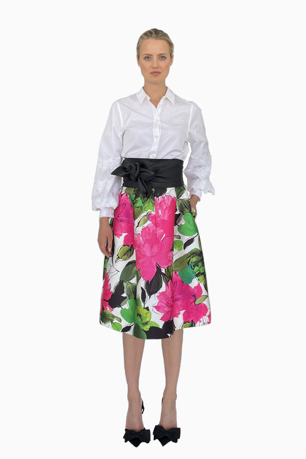 Ausgestellter Rock aus Mikado