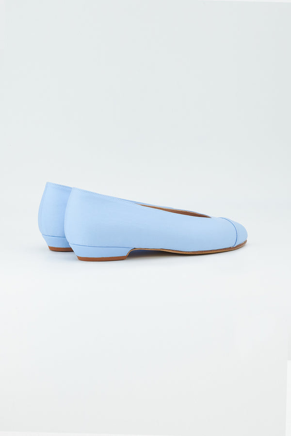 Ballerina mit Stoff bezogen in Hellblau