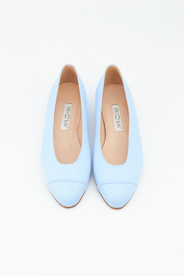 Ballerina mit Stoff bezogen in Hellblau