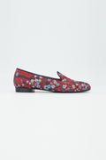 Slipper covered with red jacquard