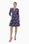 Ausgestelltes Kleid mit Eingrifftaschen aus Jacquard