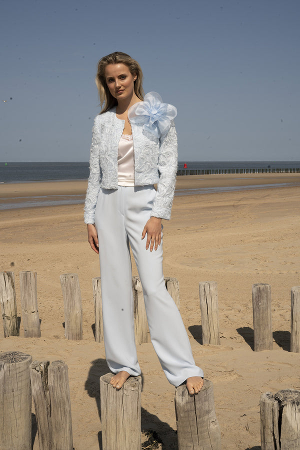 Kurze gerade Jacke aus Spitze