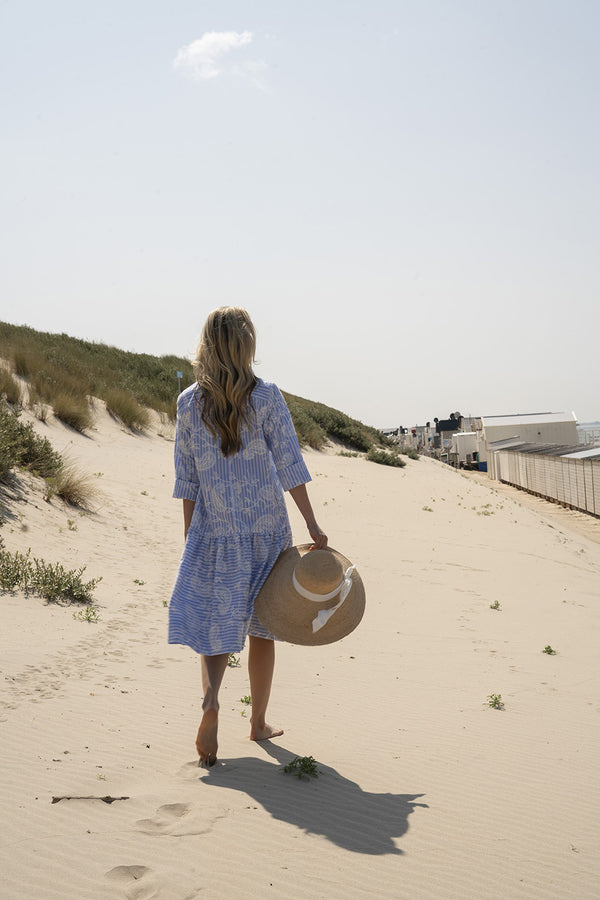 Kleid aus Baumwollpopeline in besticktem Streifenmuster