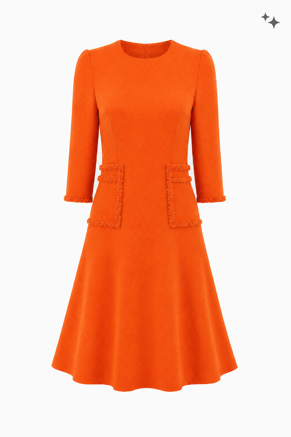 Glockiges Kleid aus Wollcrêpe