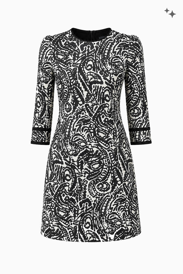 Ausgestelltes Kleid aus Jacquard