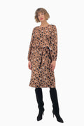 Lockeres Kleid aus bedruckter Seide