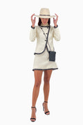 Ausgestellter Minirock aus Tweed