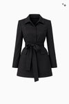 Taillierte Jacke aus Gabardine mit Bindegürtel