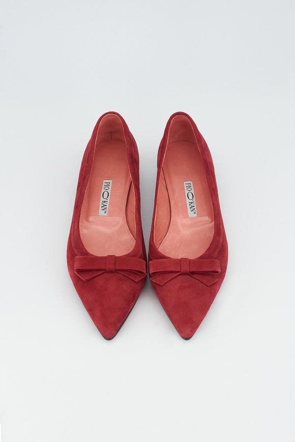 Spitzer Ballerina aus Wildleder